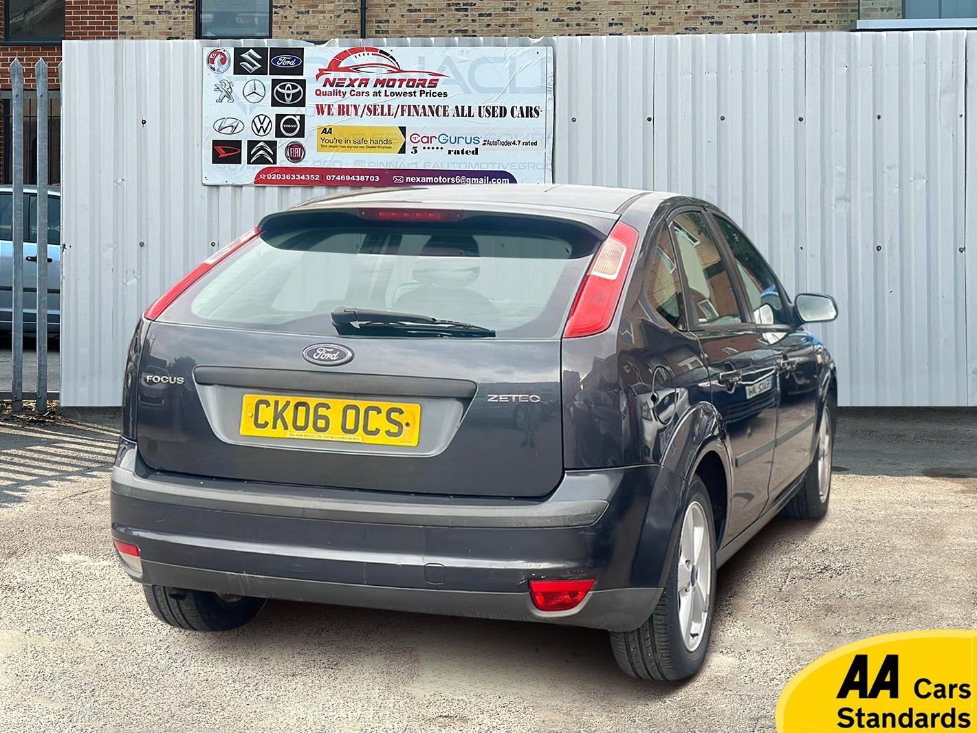 Ford Focus 1.6 Zetec Climate Hatchback 5dr Petrol Automatic (184 g/km, 99 bhp)