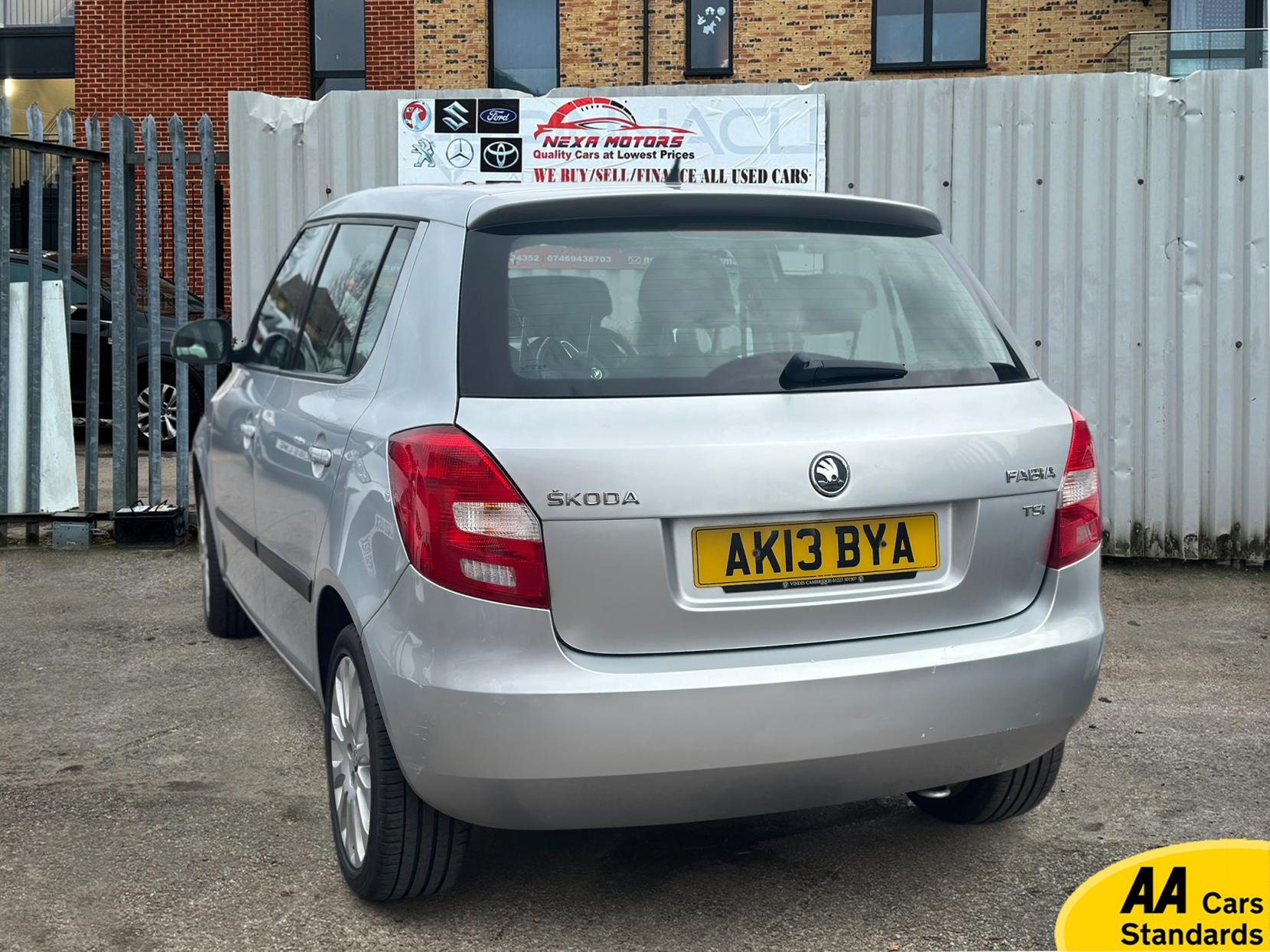 Skoda Fabia 1.2 TSI Elegance Hatchback 5dr Petrol DSG Euro 5 (105 ps)