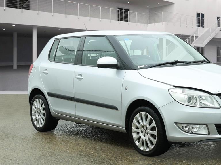 Skoda Fabia 1.2 TSI Elegance Hatchback 5dr Petrol DSG Euro 5 (105 ps)