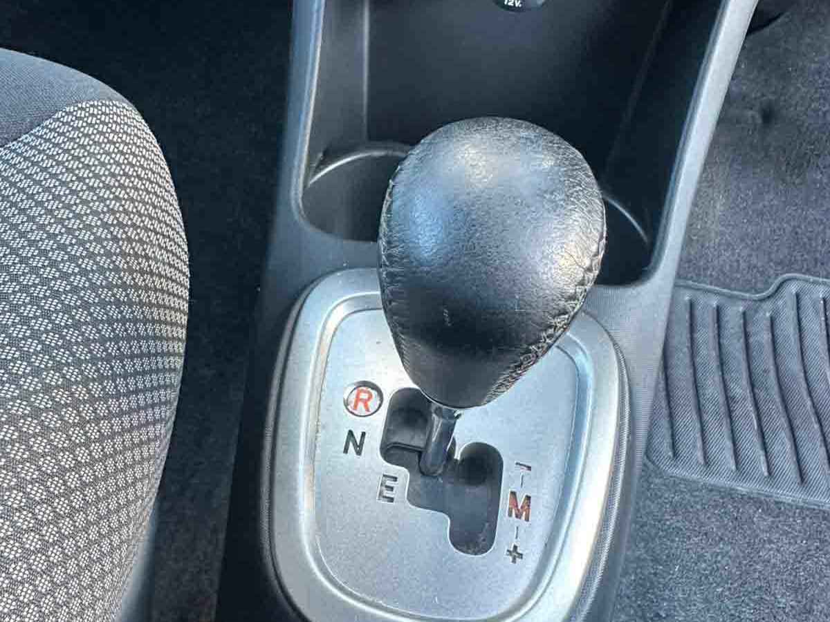Toyota AYGO 1.0 VVT-i Fire Hatchback 5dr Petrol MultiMode Euro 5 (a/c) (67 ps)