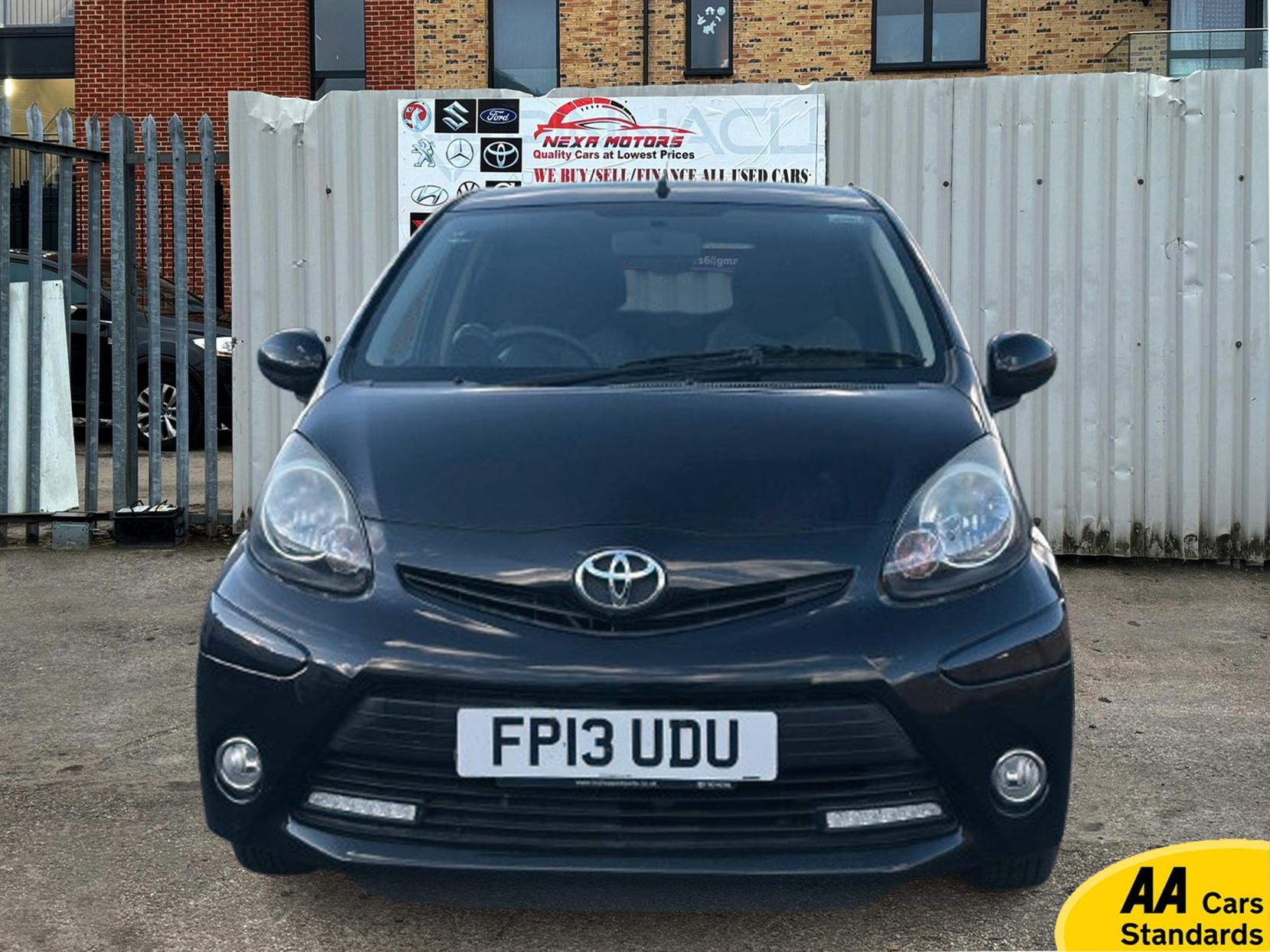 Toyota AYGO 1.0 VVT-i Fire Hatchback 5dr Petrol MultiMode Euro 5 (a/c) (67 ps)