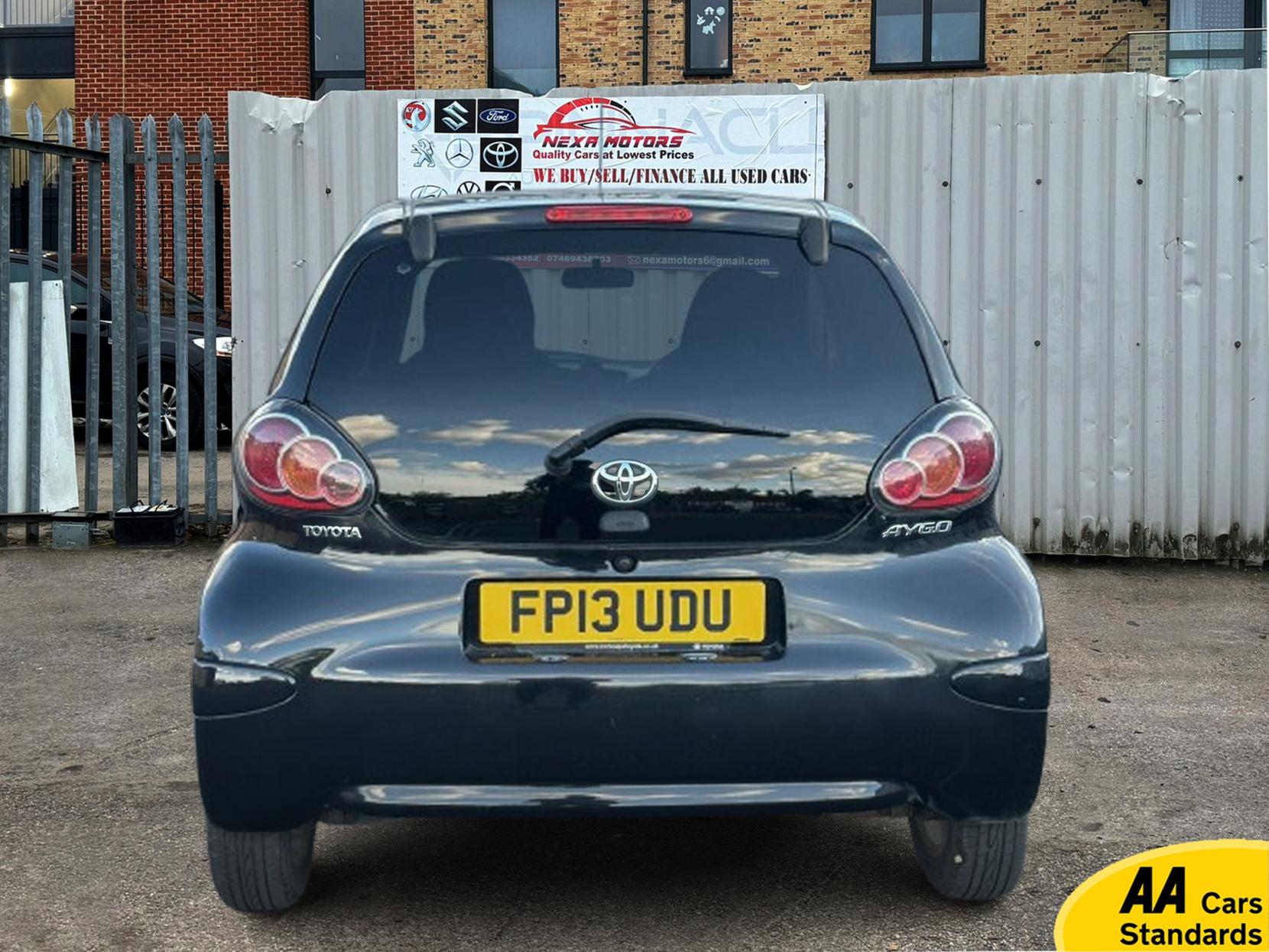 Toyota AYGO 1.0 VVT-i Fire Hatchback 5dr Petrol MultiMode Euro 5 (a/c) (67 ps)