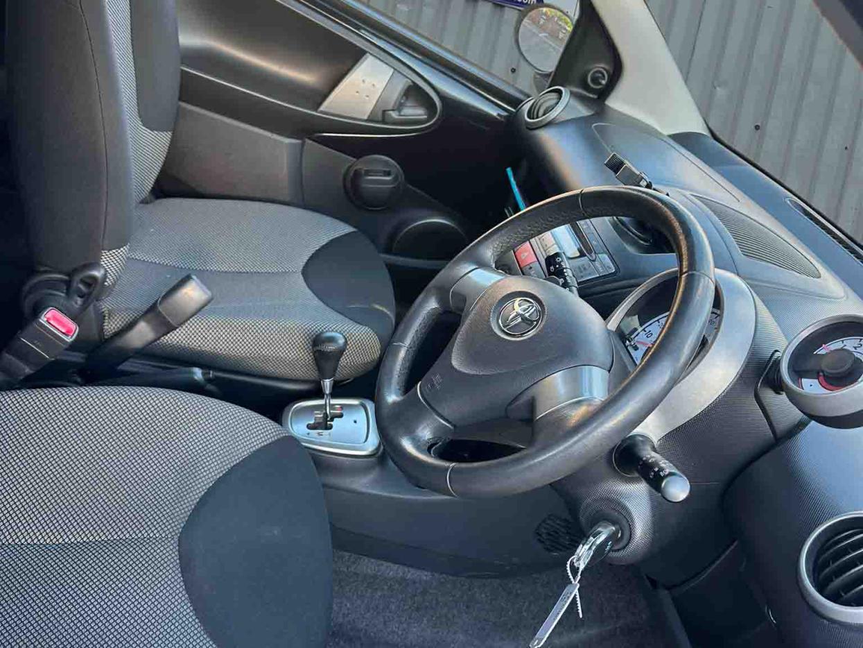 Toyota AYGO 1.0 VVT-i Fire Hatchback 5dr Petrol MultiMode Euro 5 (a/c) (67 ps)