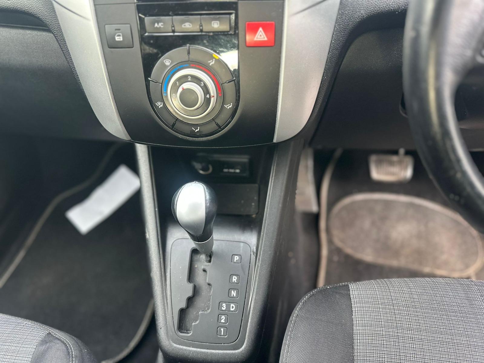 Kia Venga 1.6 2 MPV 5dr Petrol Auto Euro 5 (123 bhp)