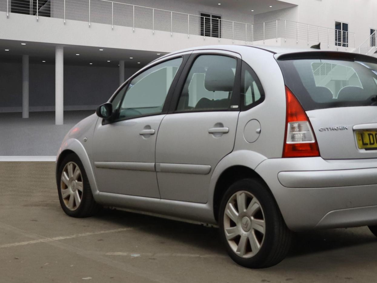 Citroen C3 1.6i 16V Exclusive Hatchback 5dr Petrol Automatic (172 g/km, 107 bhp)