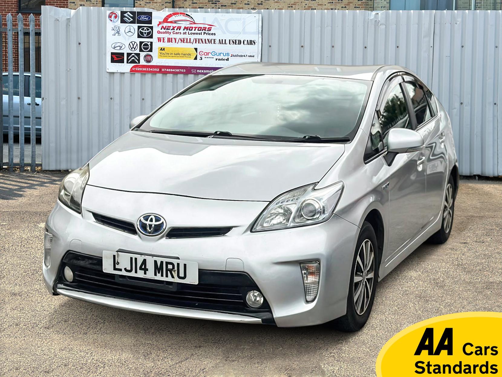 Toyota Prius 1.5 Saloon 4dr Petrol Hybrid CVT (120 g/km, 70 bhp)