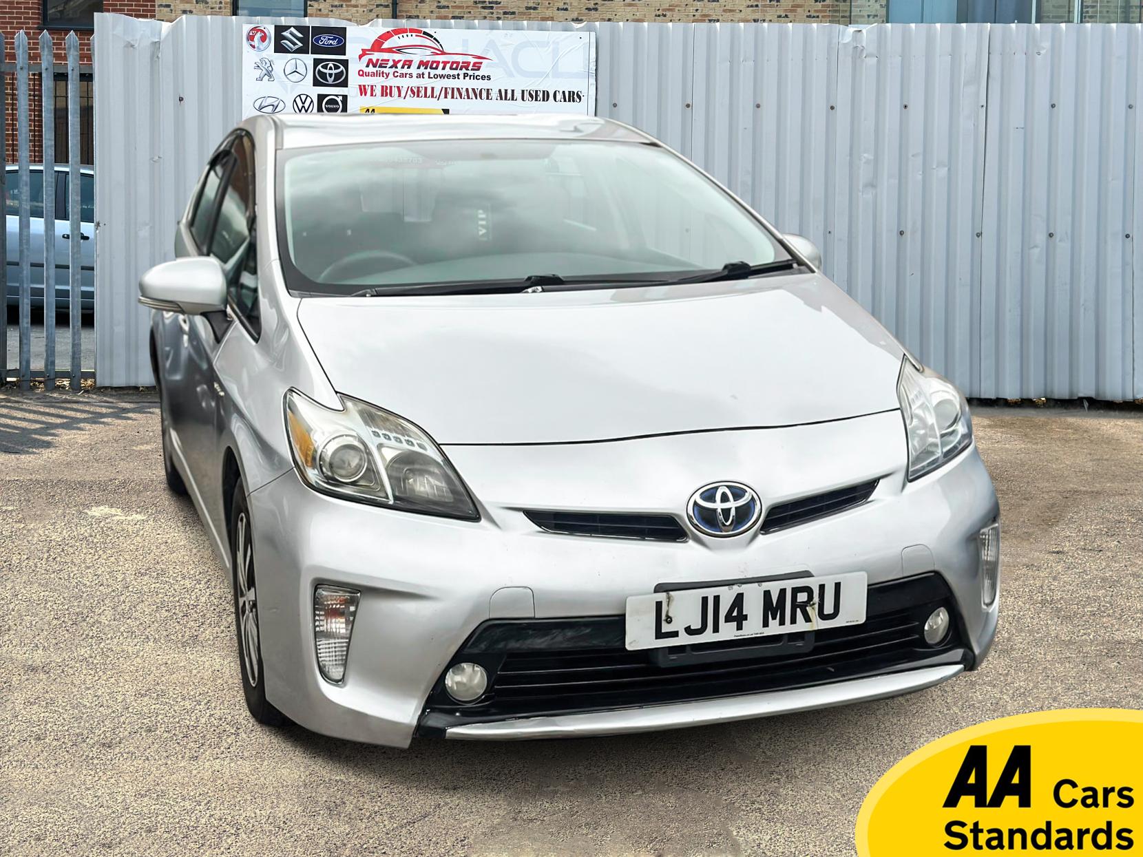 Toyota Prius 1.5 Saloon 4dr Petrol Hybrid CVT (120 g/km, 70 bhp)