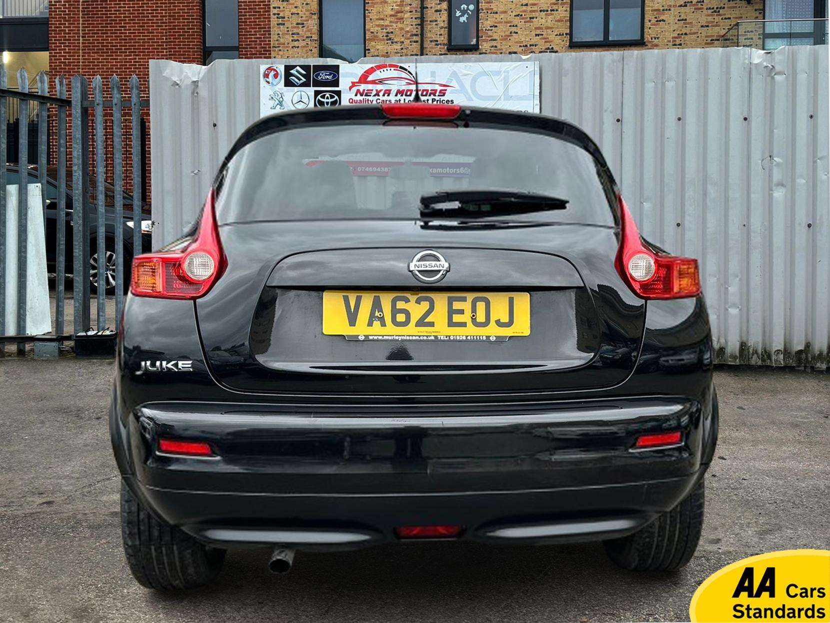 Nissan Juke 1.6 Acenta Premium SUV 5dr Petrol Manual Euro 5 (s/s) (117 ps)