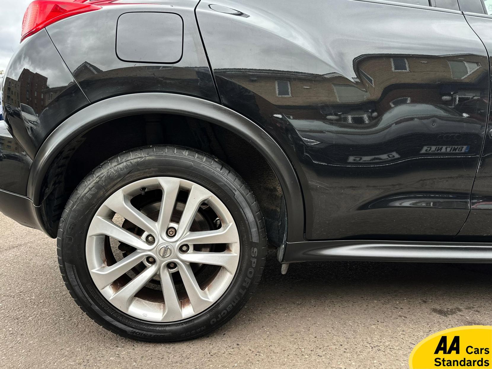 Nissan Juke 1.6 Acenta Premium SUV 5dr Petrol Manual Euro 5 (s/s) (117 ps)