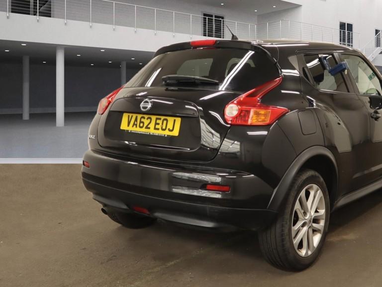 Nissan Juke 1.6 Acenta Premium SUV 5dr Petrol Manual Euro 5 (s/s) (117 ps)