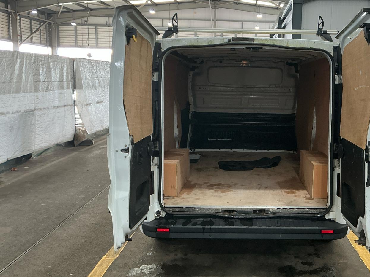 Vauxhall Vivaro 1.6 CDTi 2900 Sportive Panel Van 5dr Diesel Manual L2 H1 Euro 6 (120 ps)