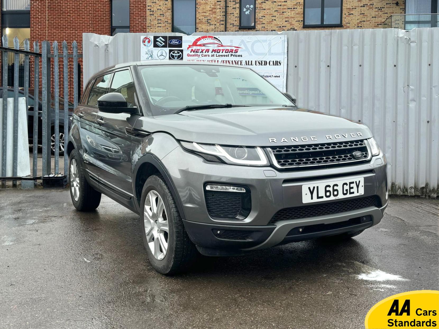 Land Rover Range Rover Evoque 2.0 TD4 SE Tech SUV 5dr Diesel Auto 4WD Euro 6 (s/s) (180 ps)