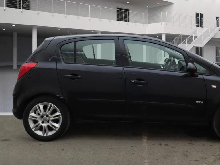 Vauxhall Corsa 1.4i 16v Design Hatchback 5dr Petrol Automatic (a/c) (166 g/km, 89 bhp)
