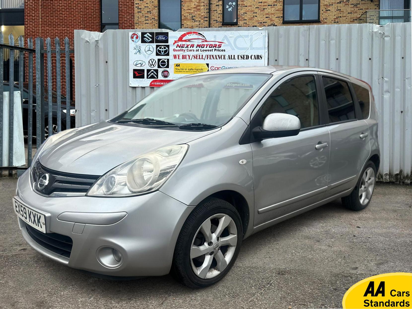Nissan Note 1.6 16V Tekna Hatchback 5dr Petrol Auto Euro 4 (110 ps)