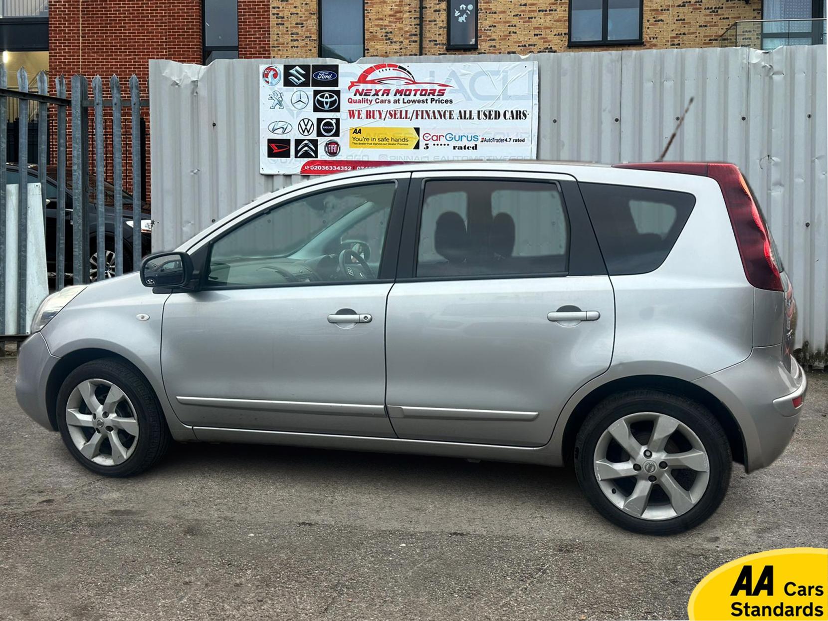 Nissan Note 1.6 16V Tekna Hatchback 5dr Petrol Auto Euro 4 (110 ps)