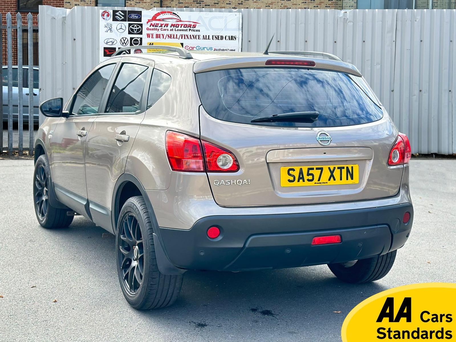 Nissan Qashqai 2.0 Tekna Hatchback 5dr Petrol CVT 2WD (192 g/km, 139 bhp)