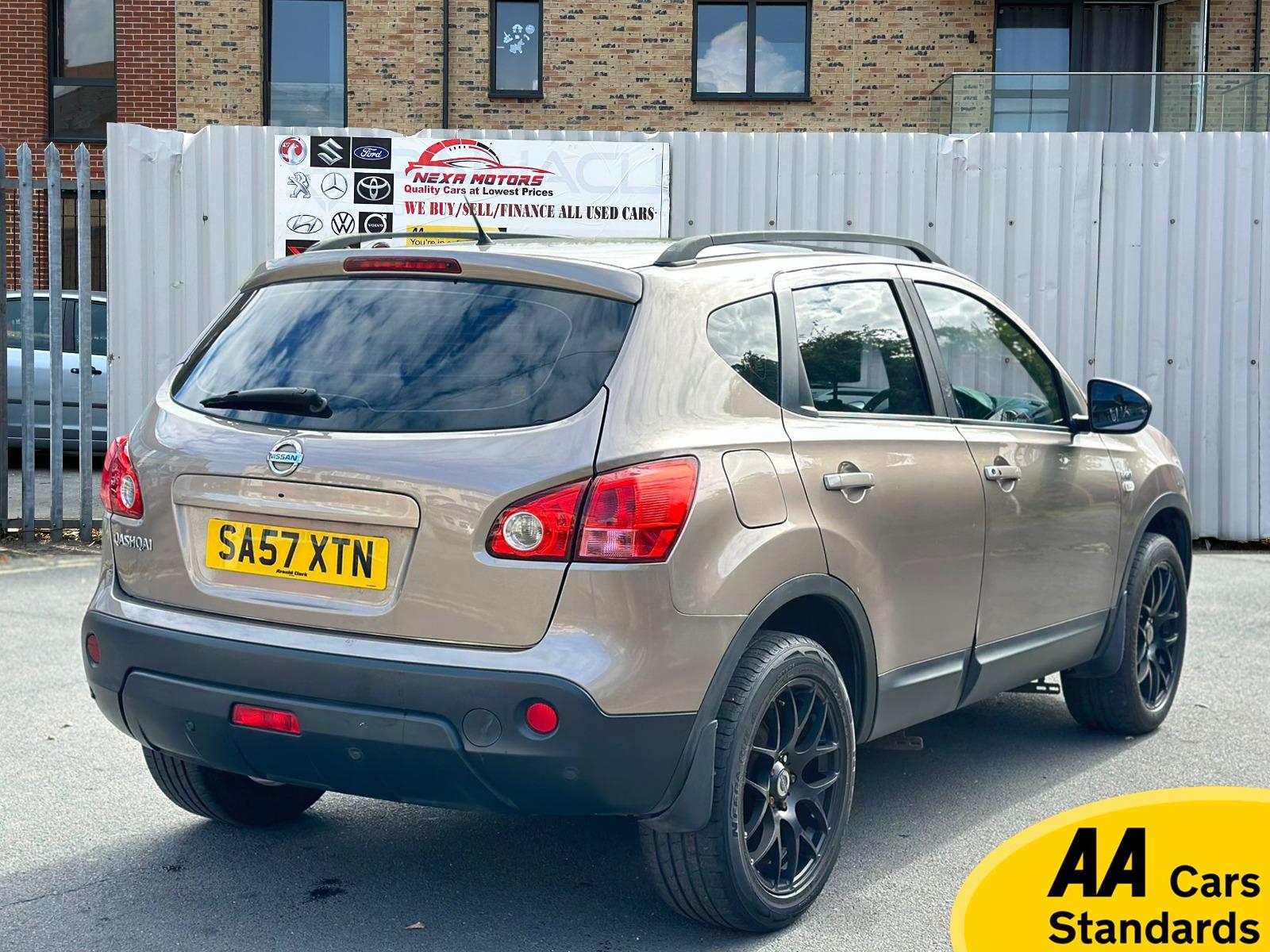 Nissan Qashqai 2.0 Tekna Hatchback 5dr Petrol CVT 2WD (192 g/km, 139 bhp)