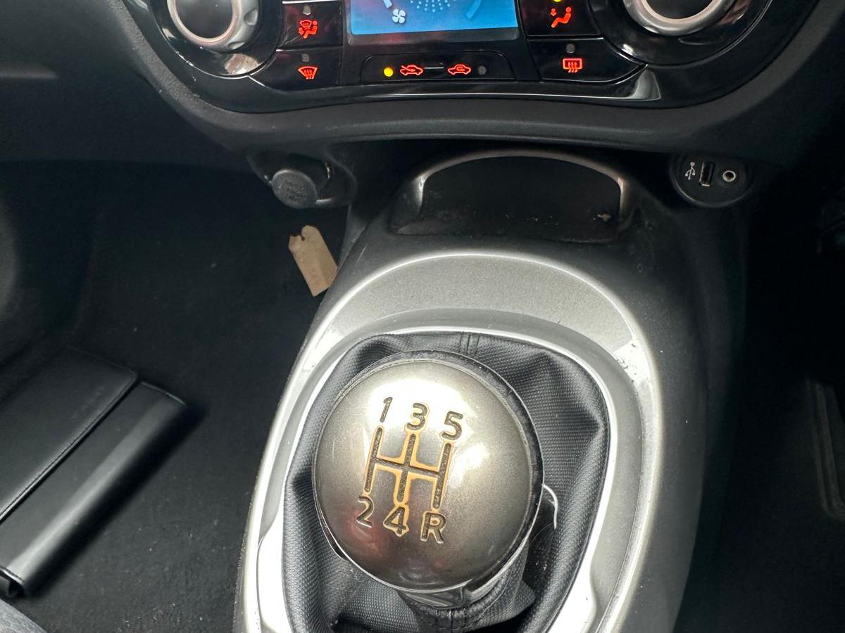 Nissan Juke 1.6 Acenta Premium SUV 5dr Petrol Manual Euro 5 (s/s) (117 ps)