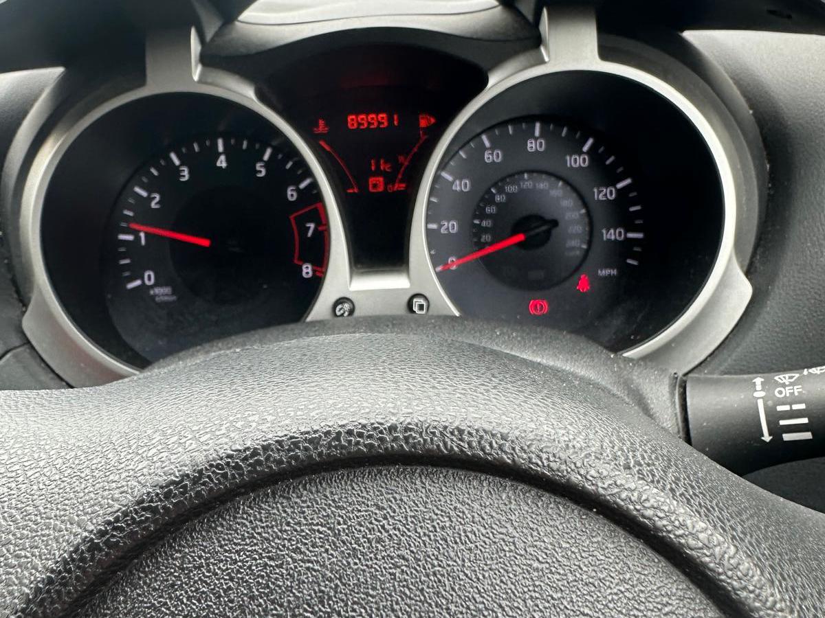 Nissan Juke 1.6 Acenta Premium SUV 5dr Petrol Manual Euro 5 (s/s) (117 ps)