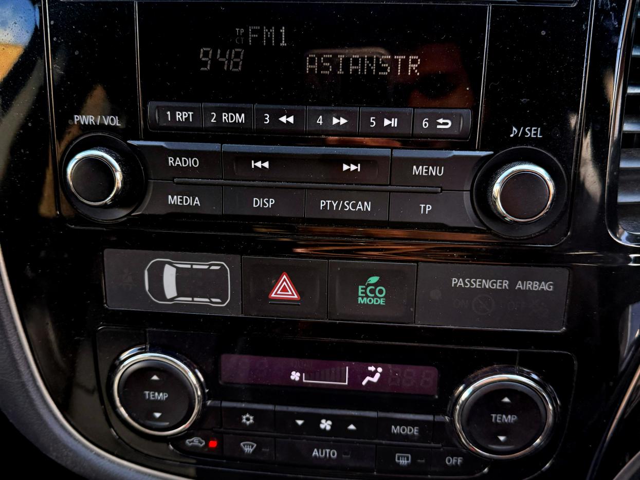 Mitsubishi Outlander 2.0h 12kWh GX3h SUV 5dr Petrol Plug-in Hybrid CVT 4WD Euro 5 (s/s) (200 ps)
