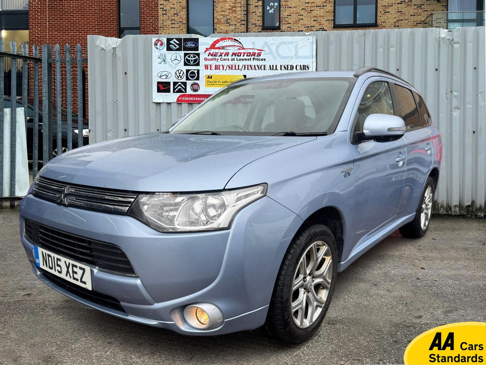 Mitsubishi Outlander 2.0h 12kWh GX3h SUV 5dr Petrol Plug-in Hybrid CVT 4WD Euro 5 (s/s) (200 ps)