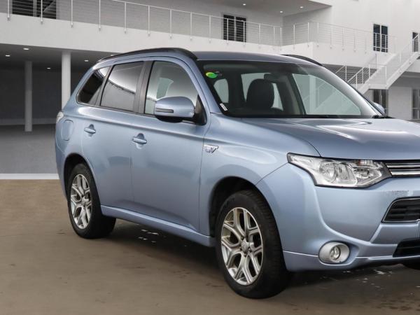 Mitsubishi Outlander 2.0h 12kWh GX3h SUV 5dr Petrol Plug-in Hybrid CVT 4WD Euro 5 (s/s) (200 ps)