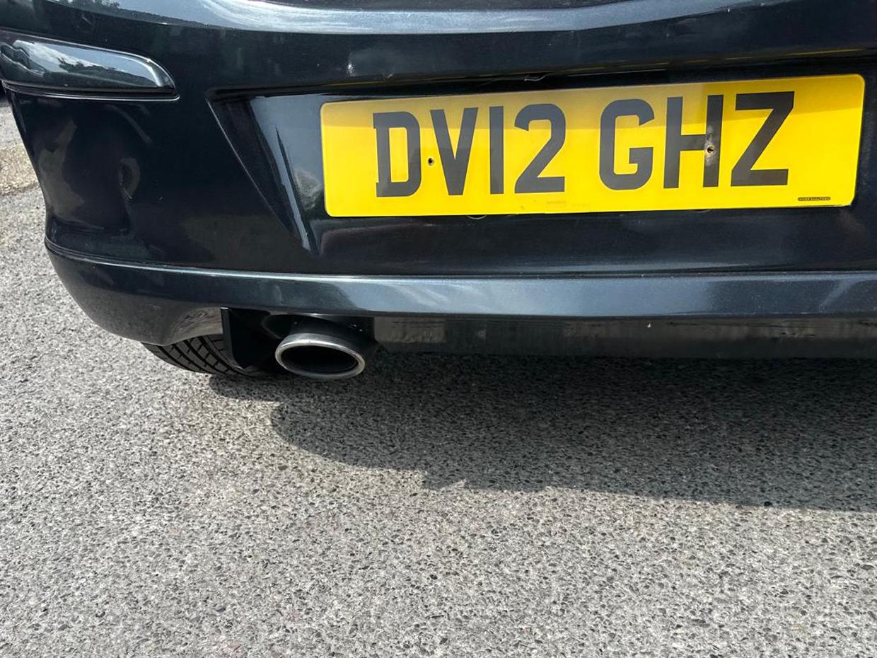 Vauxhall Corsa 1.4 16V SRi Hatchback 3dr Petrol Manual Euro 5 (100 ps)