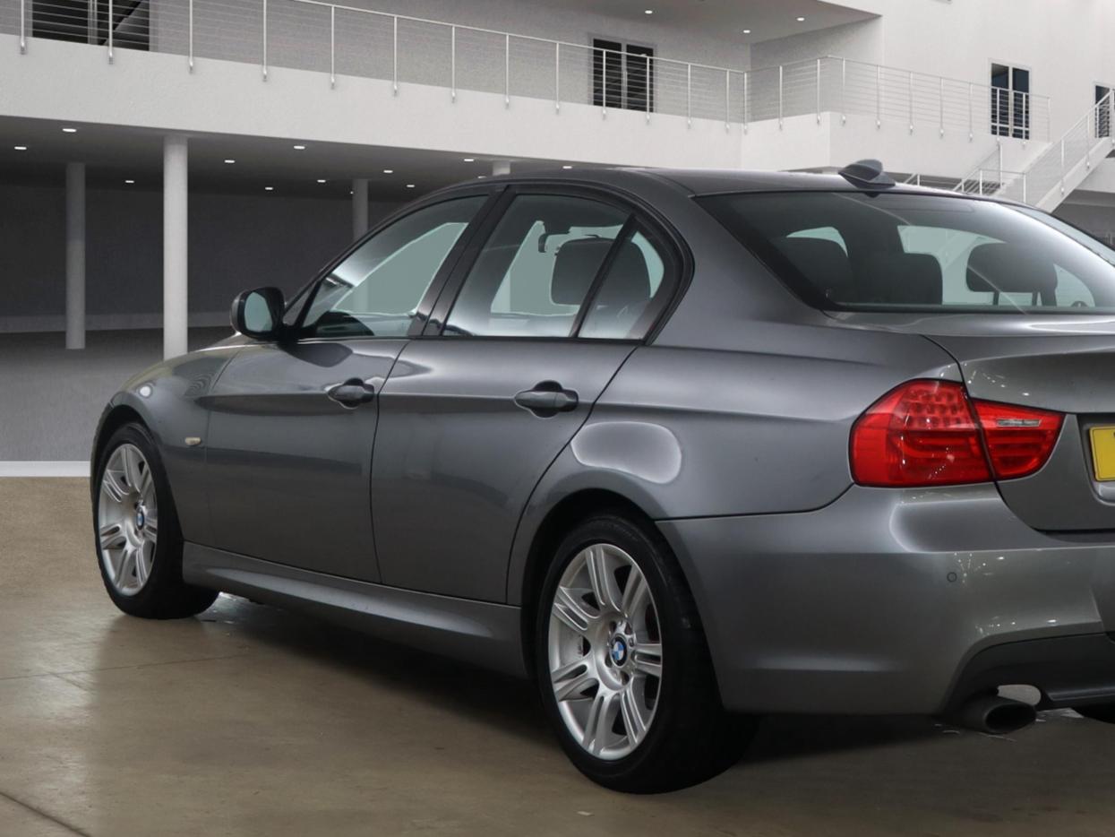 BMW 3 Series 2.0 318d M Sport Saloon 4dr Diesel Steptronic Euro 5 (143 ps)