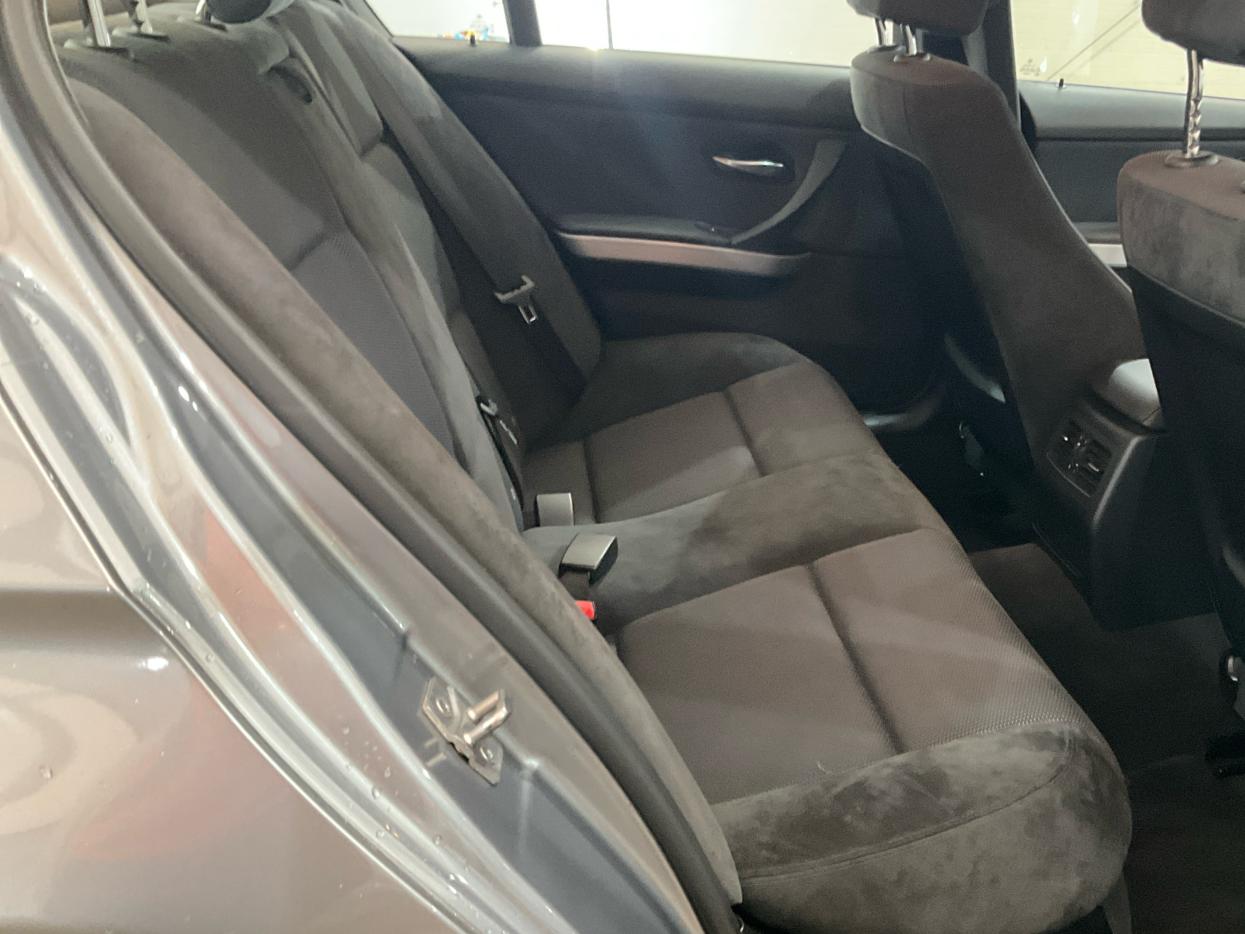 BMW 3 Series 2.0 318d M Sport Saloon 4dr Diesel Steptronic Euro 5 (143 ps)