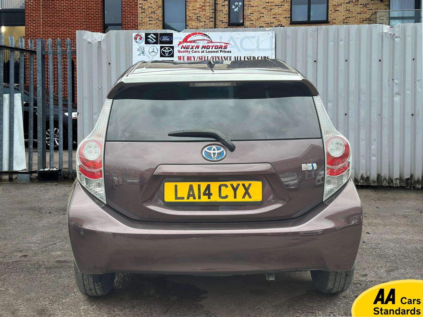 Toyota Yaris 1.5 VVT-h Icon Hatchback 5dr Petrol Hybrid E-CVT Euro 6 (101 ps)