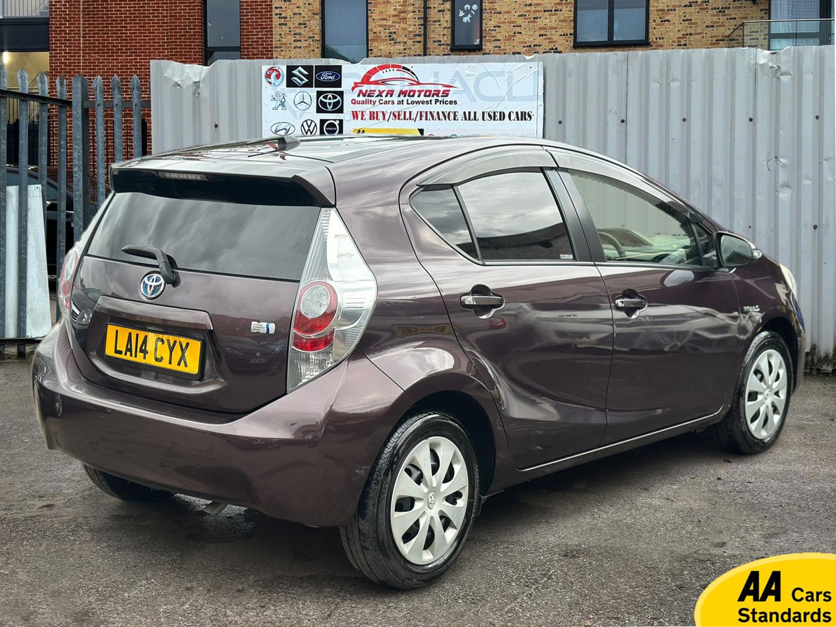 Toyota Yaris 1.5 VVT-h Icon Hatchback 5dr Petrol Hybrid E-CVT Euro 6 (101 ps)