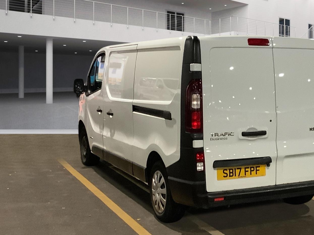 Renault Trafic 1.6 dCi 29 Business Panel Van 5dr Diesel Manual LWB Standard Roof Euro 6 (120 ps)