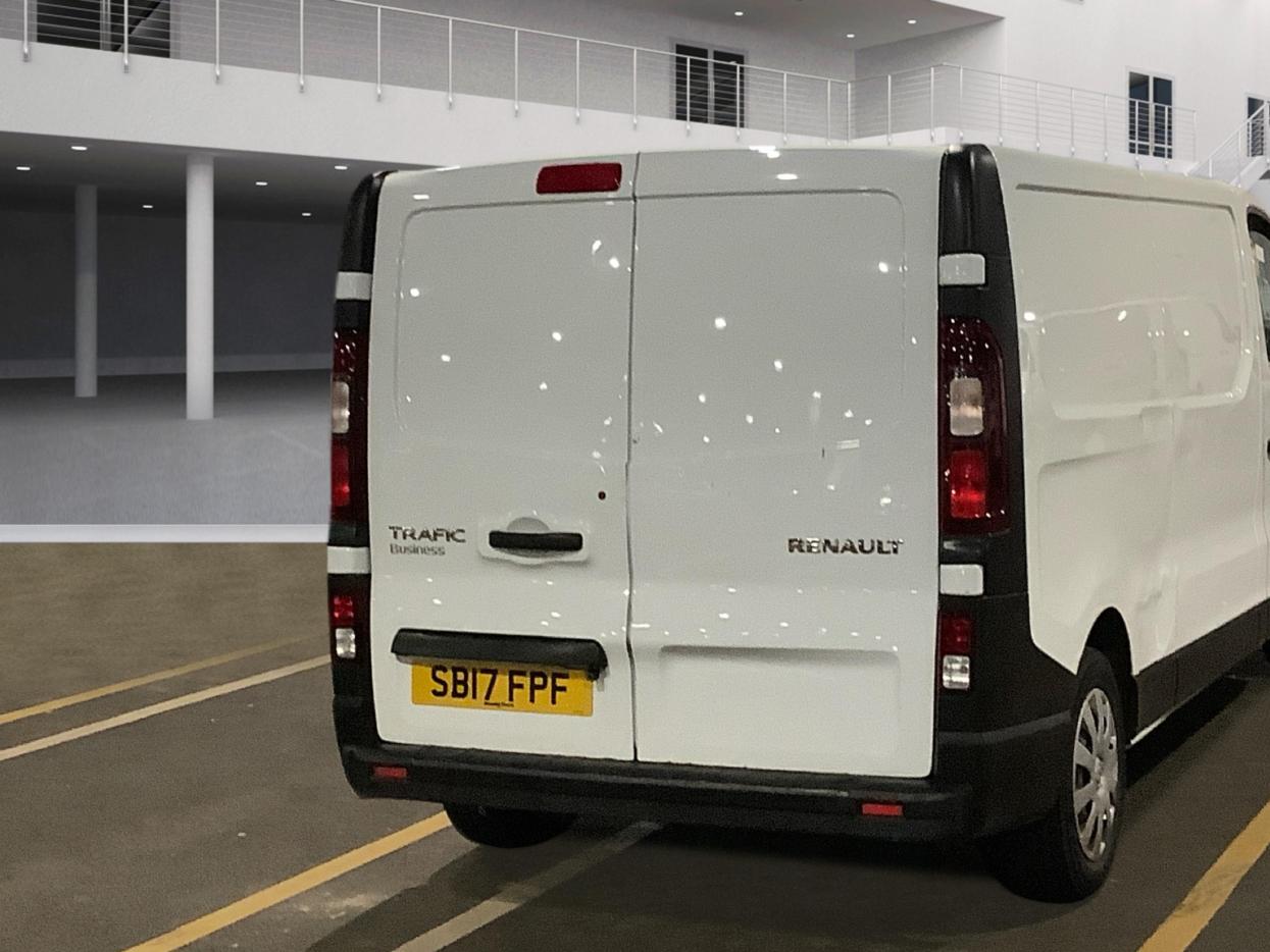 Renault Trafic 1.6 dCi 29 Business Panel Van 5dr Diesel Manual LWB Standard Roof Euro 6 (120 ps)