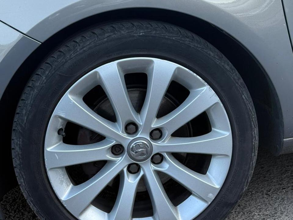 Vauxhall Meriva 1.4i Turbo SE MPV 5dr Petrol Auto Euro 6 (120 ps)
