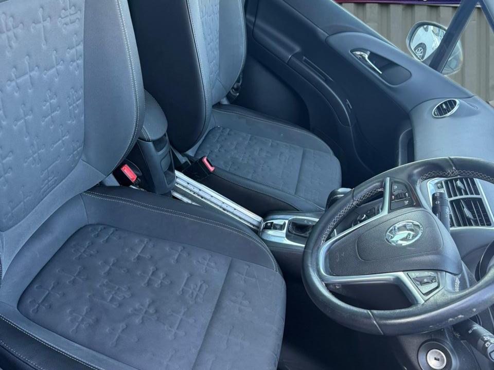 Vauxhall Meriva 1.4i Turbo SE MPV 5dr Petrol Auto Euro 6 (120 ps)