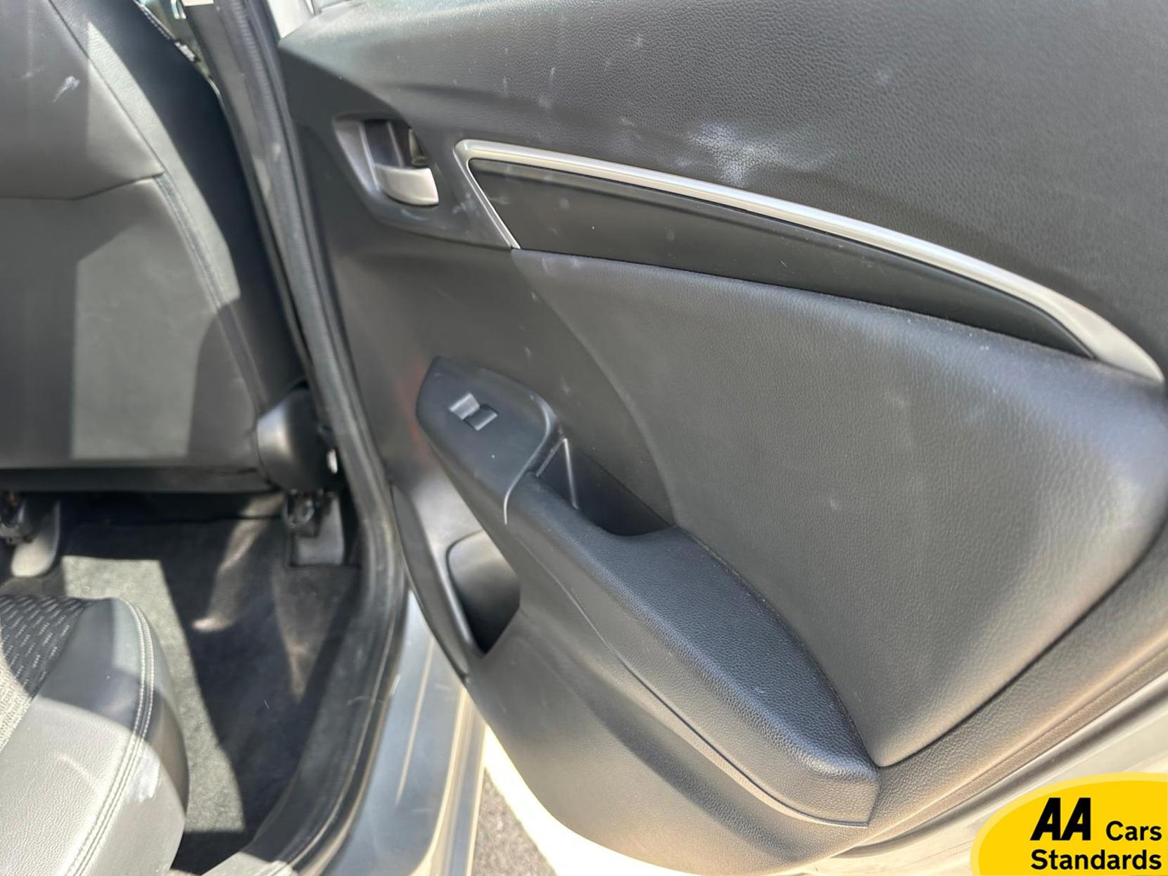 Honda Jazz 1.4 EXL Hatchback (2008 - 2015)