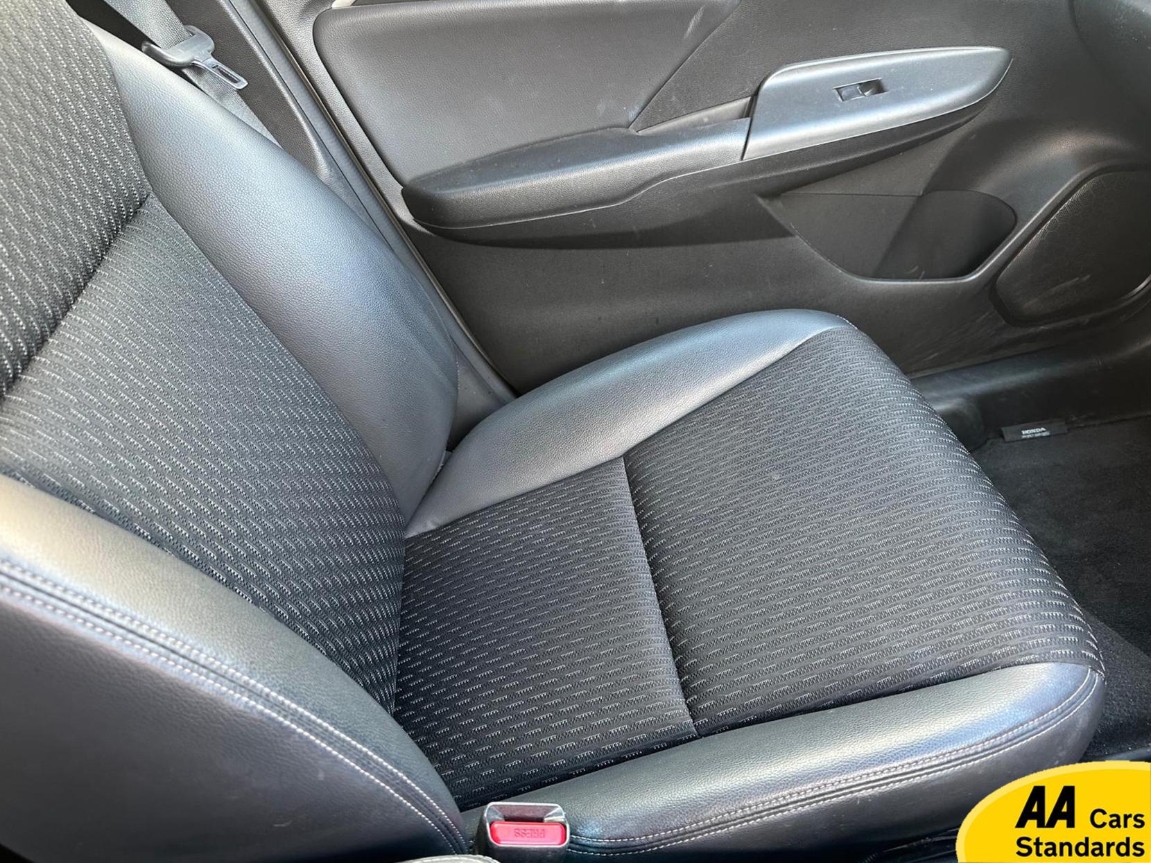 Honda Jazz 1.4 EXL Hatchback (2008 - 2015)