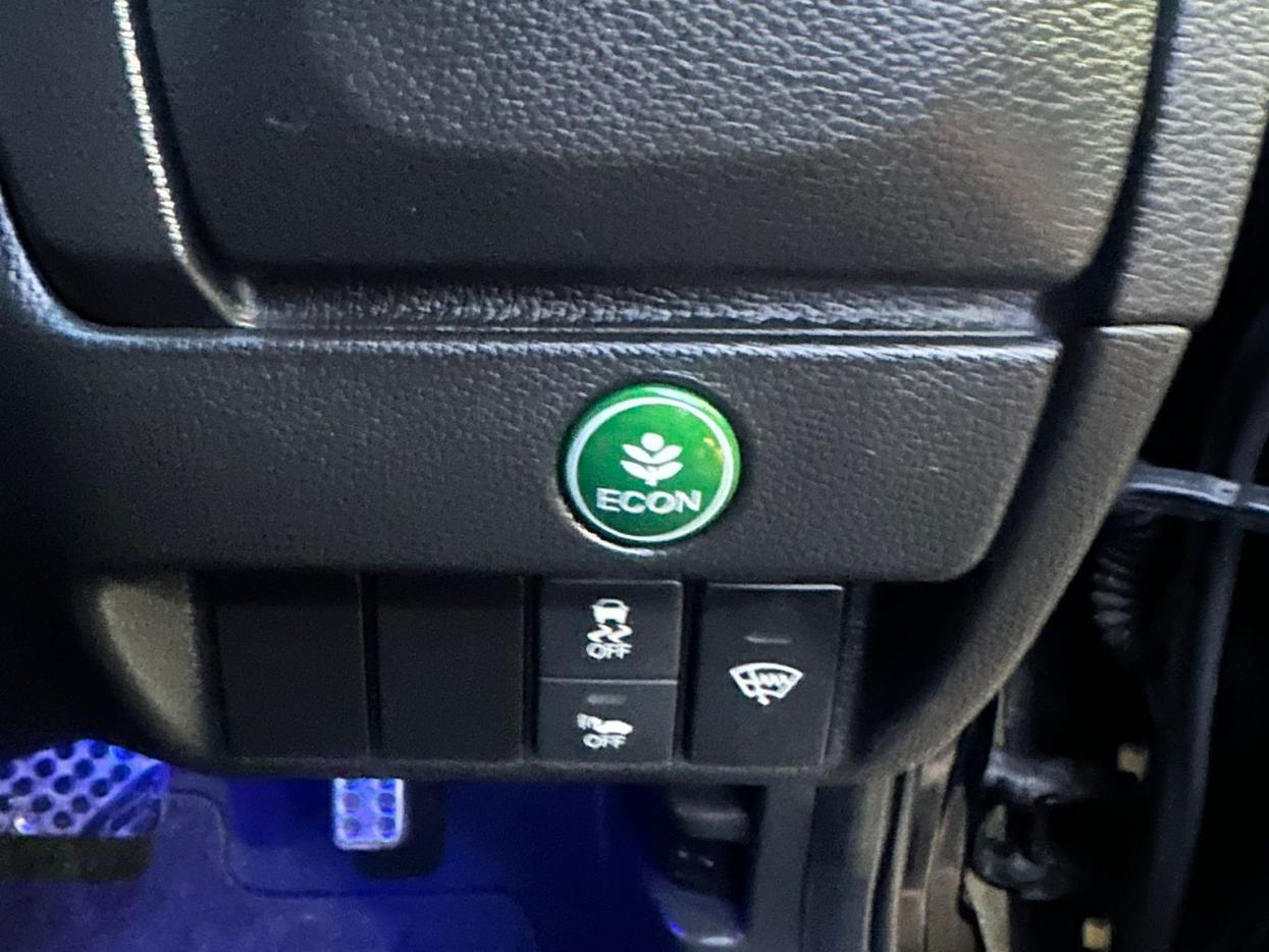 Honda Fit  1.5 i-VTEC ES Plus Hatchback 5dr Petrol CVT Euro 5 (99 ps) 1.5 H IMA 5dr Petrol Hybrid Hatchback (2014 - 2018)