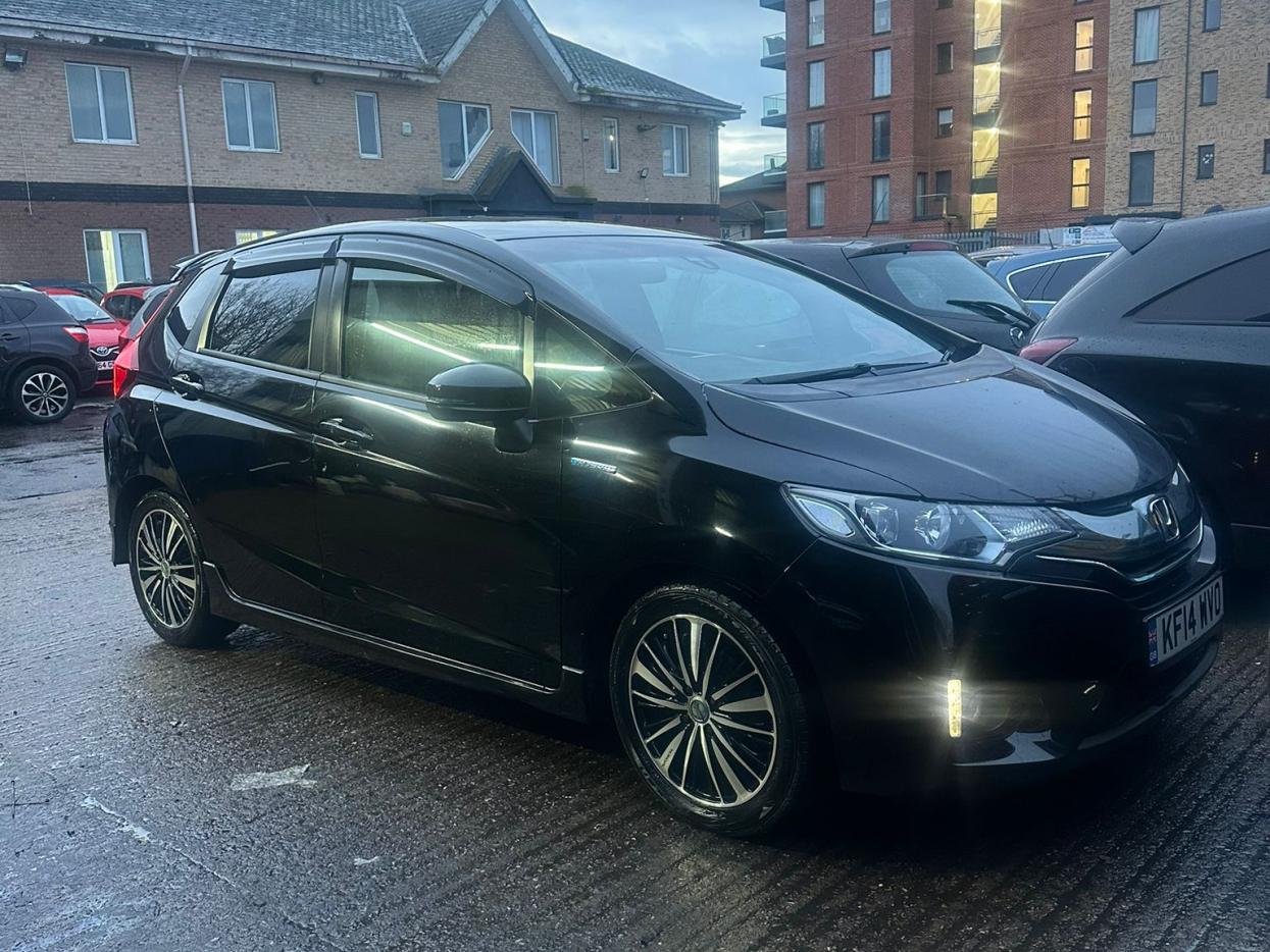 Honda Fit 1.5 i-VTEC ES Plus Hatchback 5dr Petrol CVT Euro 5 (99 ps) 1.5 H IMA 5dr Petrol Hybrid Hatchback (2014 - 2018)