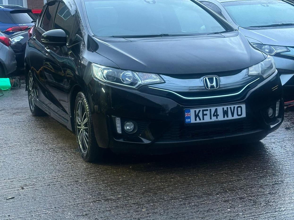 Honda Fit 1.5 i-VTEC ES Plus Hatchback 5dr Petrol CVT Euro 5 (99 ps) 1.5 H IMA 5dr Petrol Hybrid Hatchback (2014 - 2018)