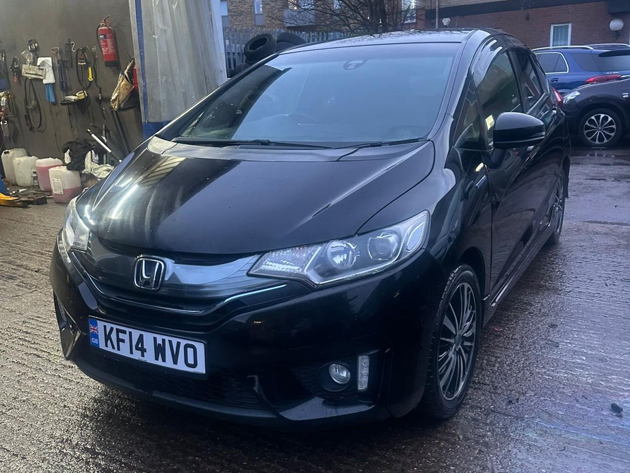 Honda Fit 1.5 i-VTEC ES Plus Hatchback 5dr Petrol CVT Euro 5 (99 ps) 1.5 H IMA 5dr Petrol Hybrid Hatchback (2014 - 2018)