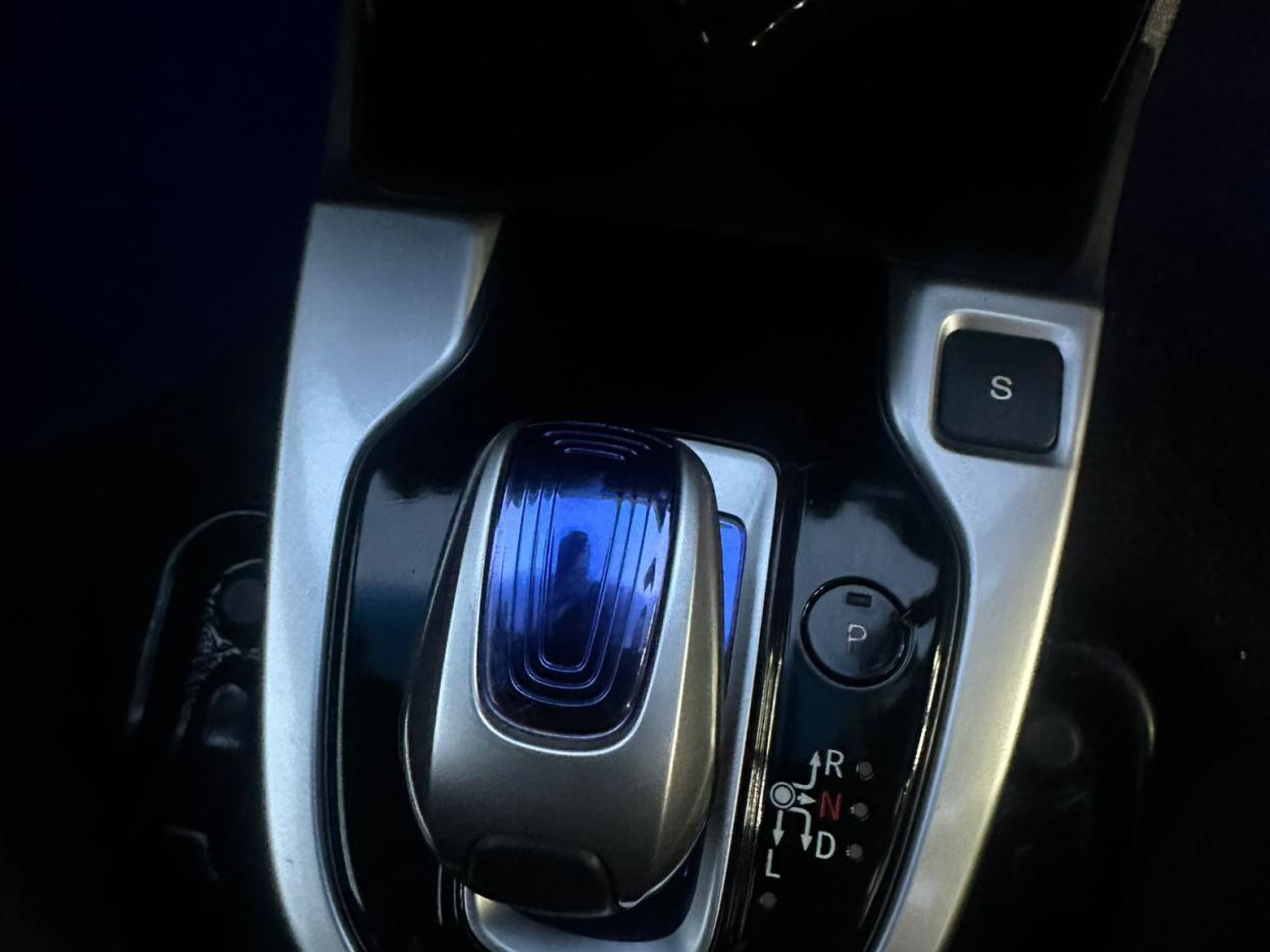 Honda Fit  1.5 i-VTEC ES Plus Hatchback 5dr Petrol CVT Euro 5 (99 ps) 1.5 H IMA 5dr Petrol Hybrid Hatchback (2014 - 2018)