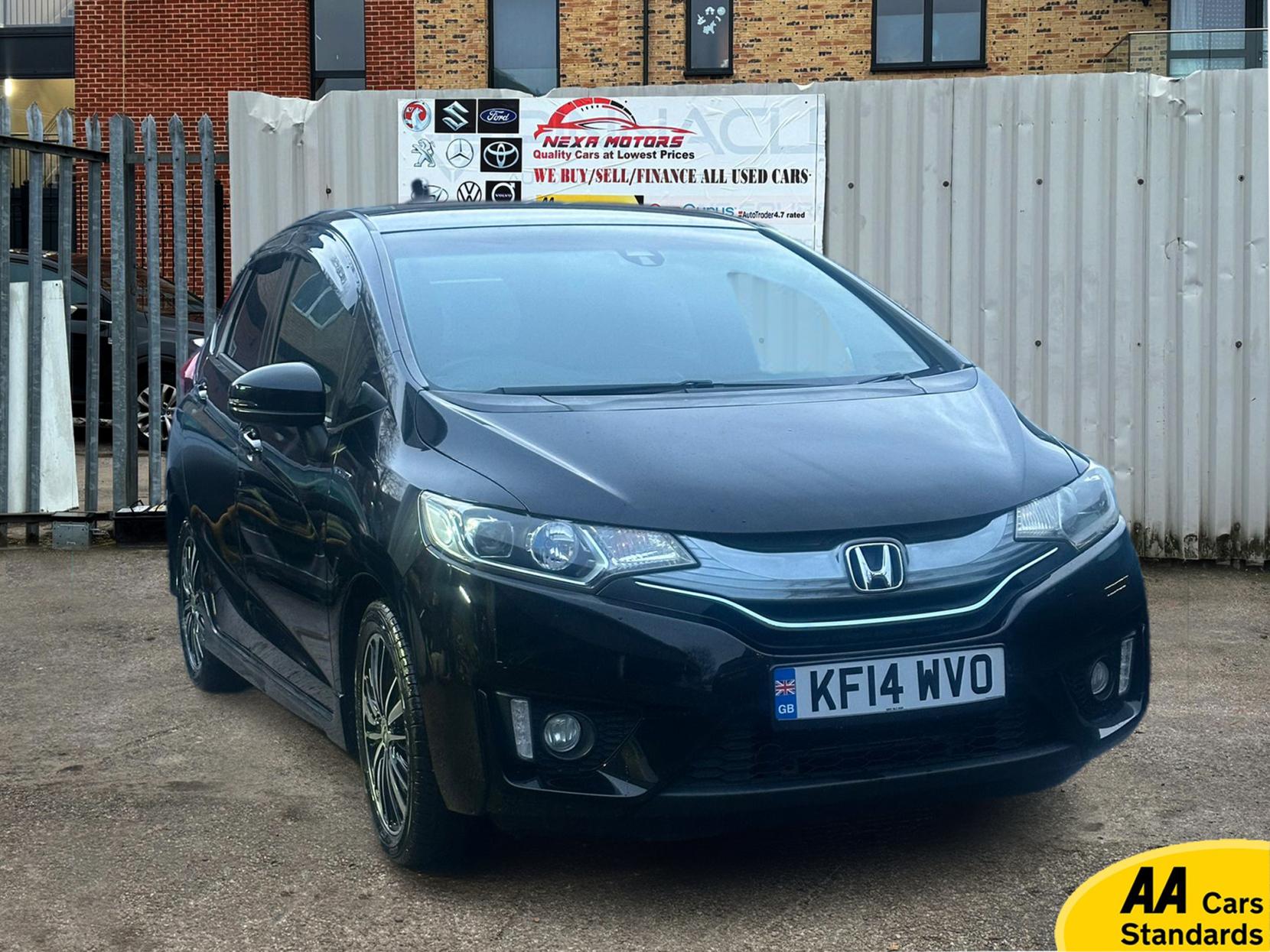Honda Fit  1.5 i-VTEC ES Plus Hatchback 5dr Petrol CVT Euro 5 (99 ps) 1.5 H IMA 5dr Petrol Hybrid Hatchback (2014 - 2018)