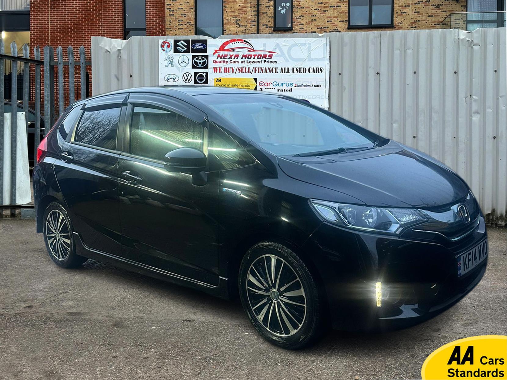 Honda Fit  1.5 i-VTEC ES Plus Hatchback 5dr Petrol CVT Euro 5 (99 ps) 1.5 H IMA 5dr Petrol Hybrid Hatchback (2014 - 2018)