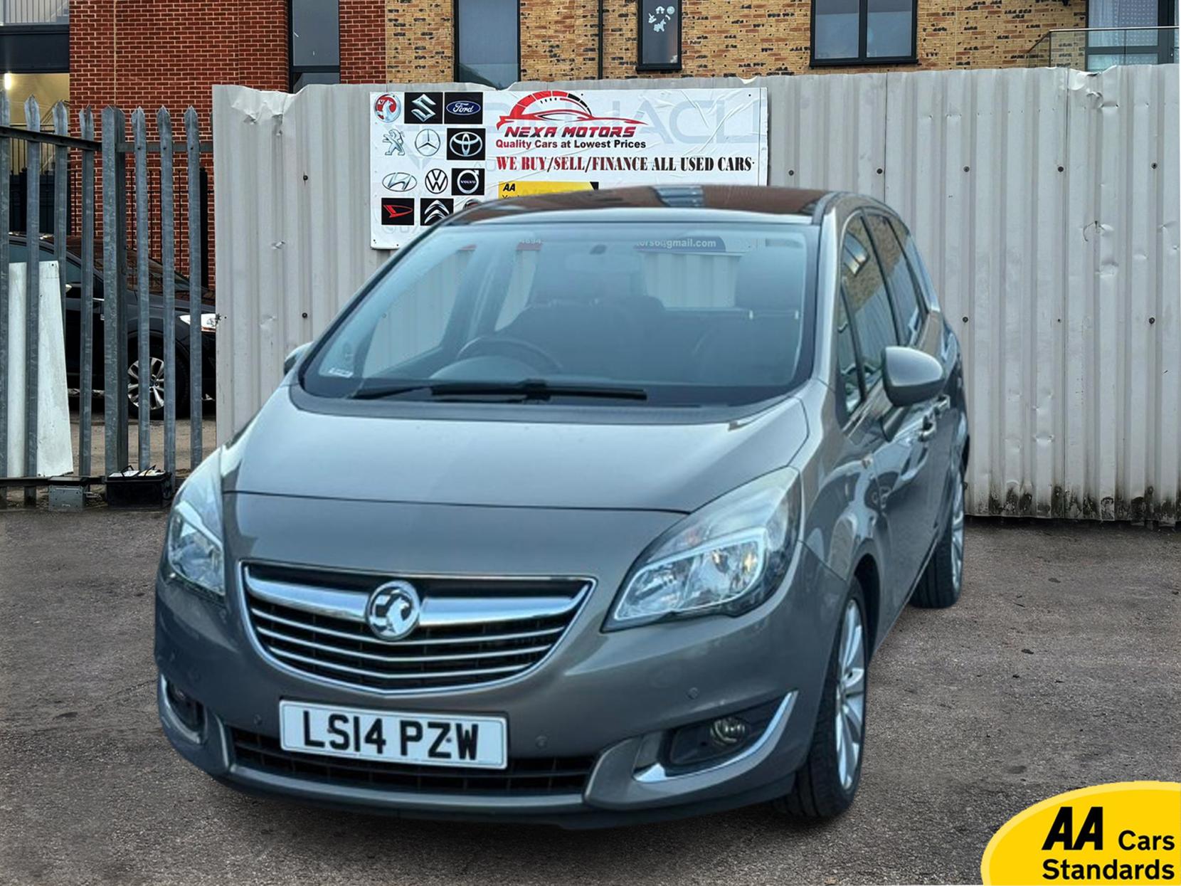 Vauxhall Astra 1.6 16v SRi Hatchback 5dr Petrol Auto Euro 5 (115 ps)