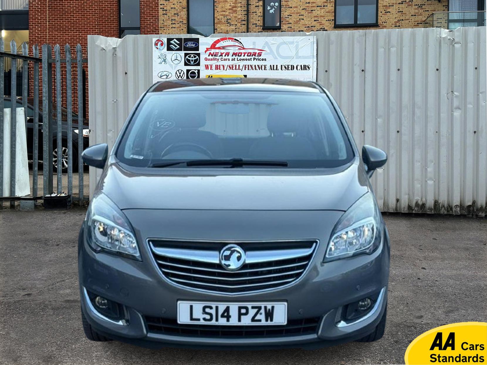 Vauxhall Astra 1.6 16v SRi Hatchback 5dr Petrol Auto Euro 5 (115 ps)