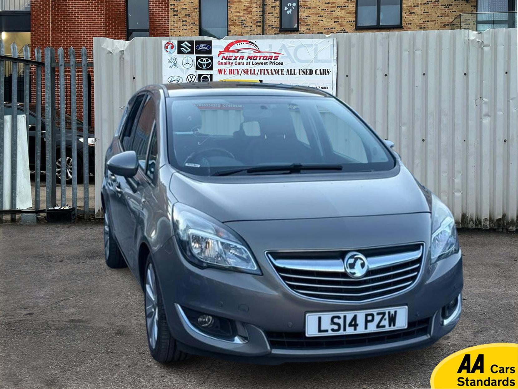 Vauxhall Astra 1.6 16v SRi Hatchback 5dr Petrol Auto Euro 5 (115 ps)