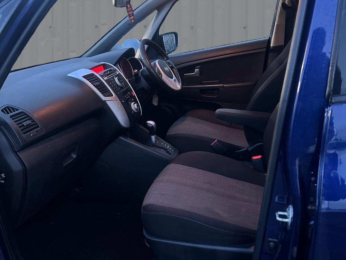 Kia Venga 1.6 2 MPV 5dr Petrol Auto Euro 5 (123 bhp)