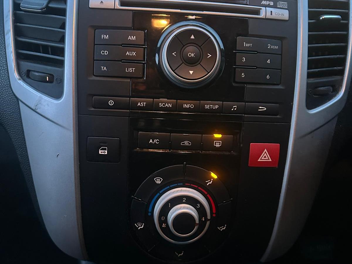 Kia Venga 1.6 2 MPV 5dr Petrol Auto Euro 5 (123 bhp)