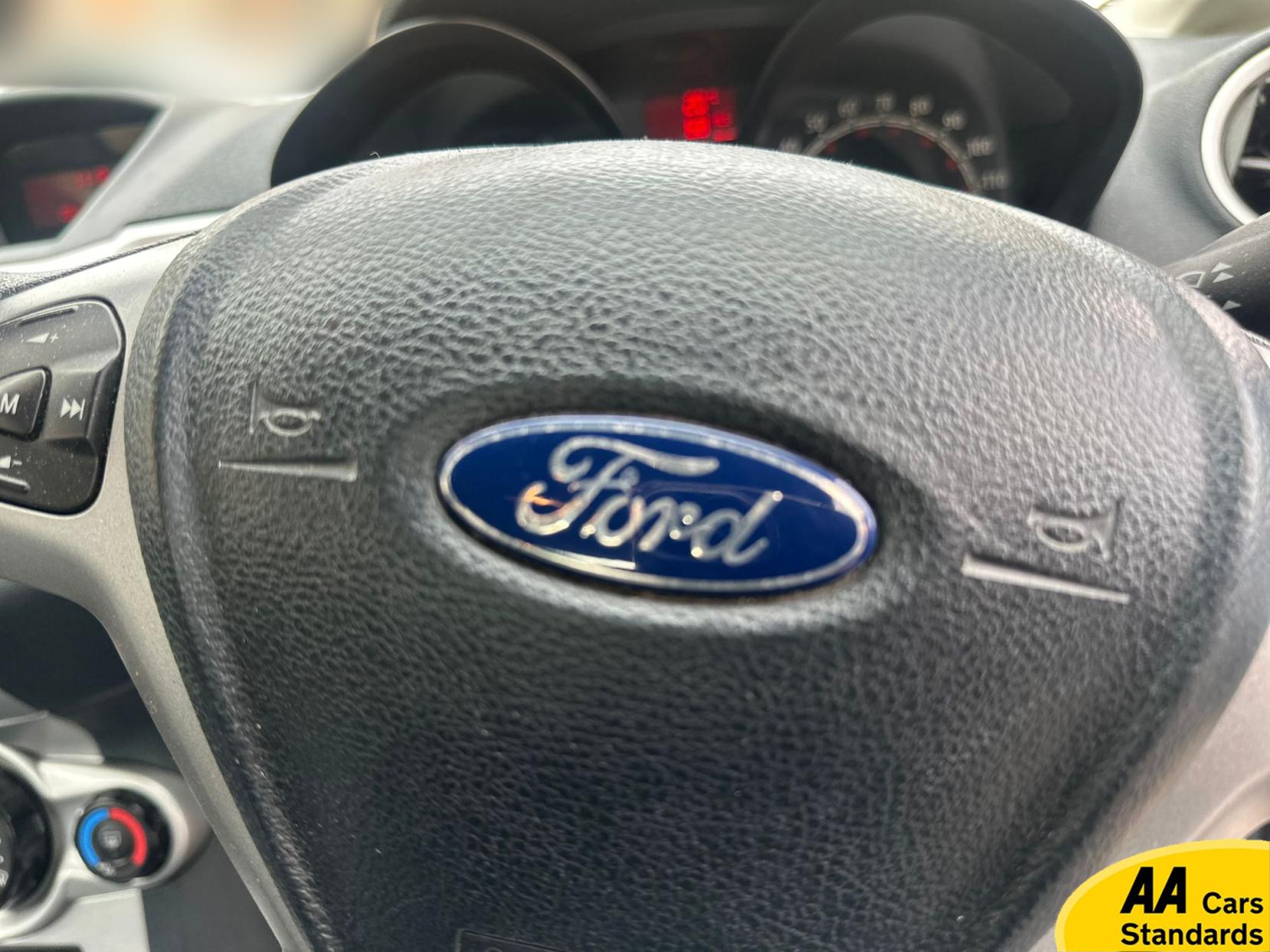 Ford Fiesta 1.25 Edge Hatchback 3dr Petrol Manual (127 g/km, 59 bhp)